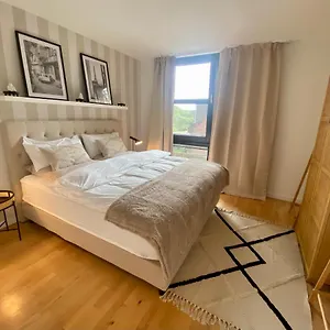 https://v-s-apartments-since-2023.dusseldorf-hotel.net